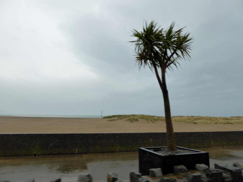 Barmouth beach - deserted