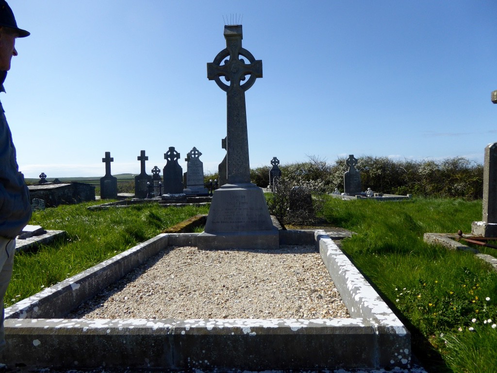 The Bonfils tombstone recording deaths from Thomas's son Patrick on