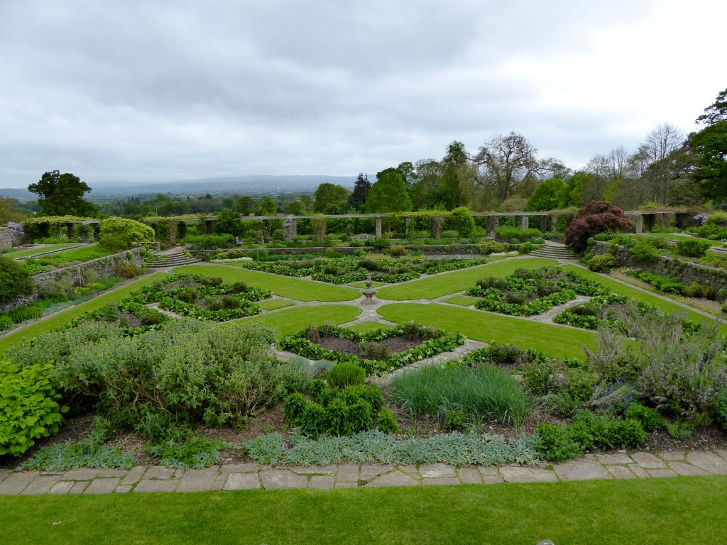 The Grand Plat -a great sunken parterre laid out with geometric borders edged with stone 