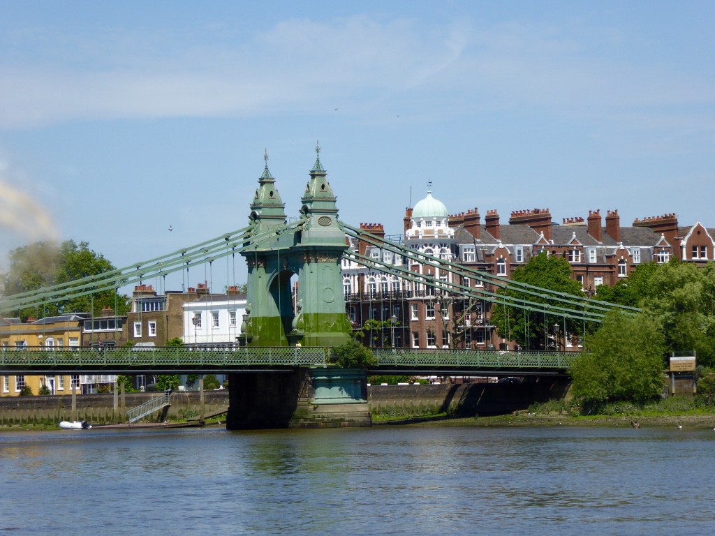 Hammersmith Bridge with Digby Mansions in background